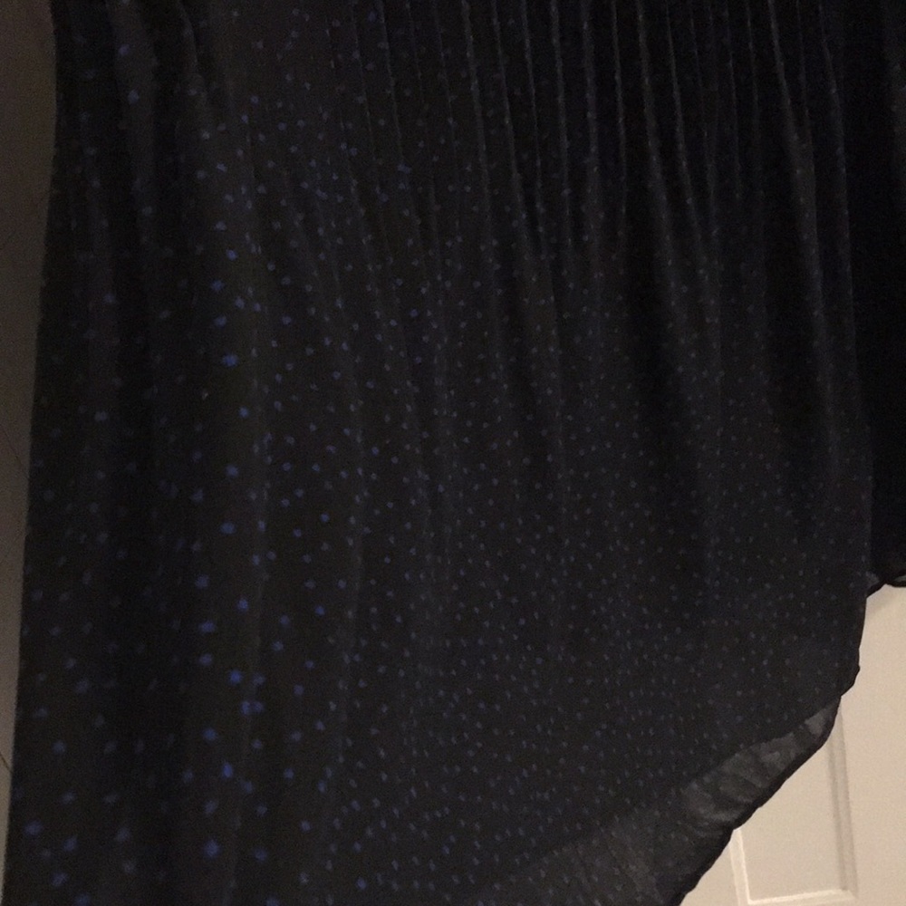 26W Pull On Pleated Chiffon Skirt with Subtle Blue Polka Dot Print:New With Tags - Picture 9 of 15